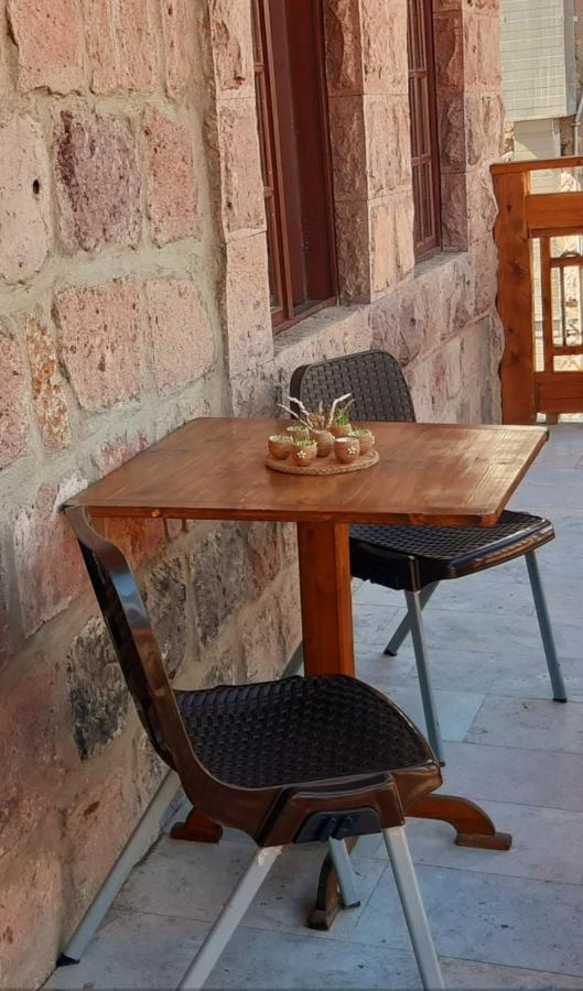 Hotel Dilijan Old Center Екстер'єр фото