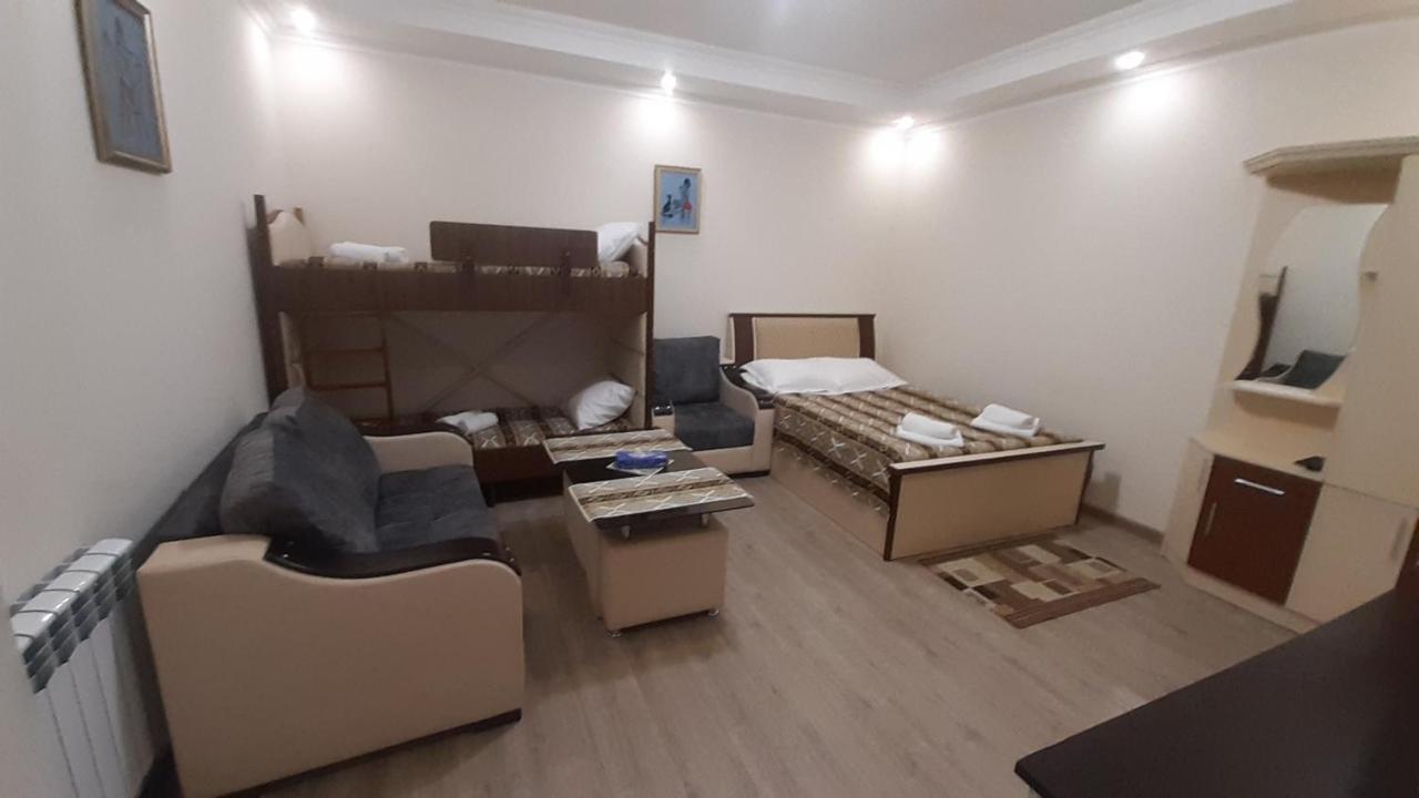 Hotel Dilijan Old Center Екстер'єр фото