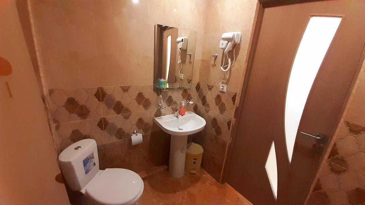 Hotel Dilijan Old Center Екстер'єр фото