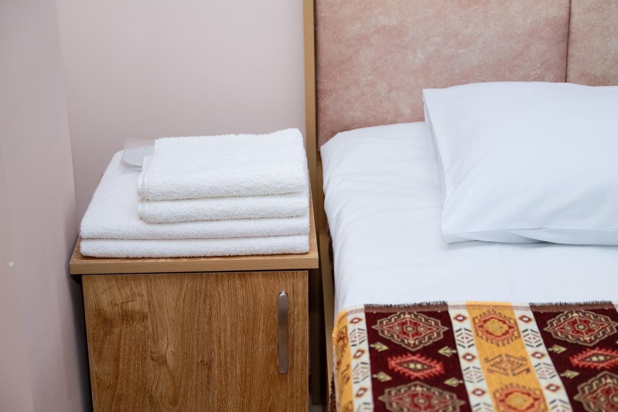 Hotel Dilijan Old Center Екстер'єр фото